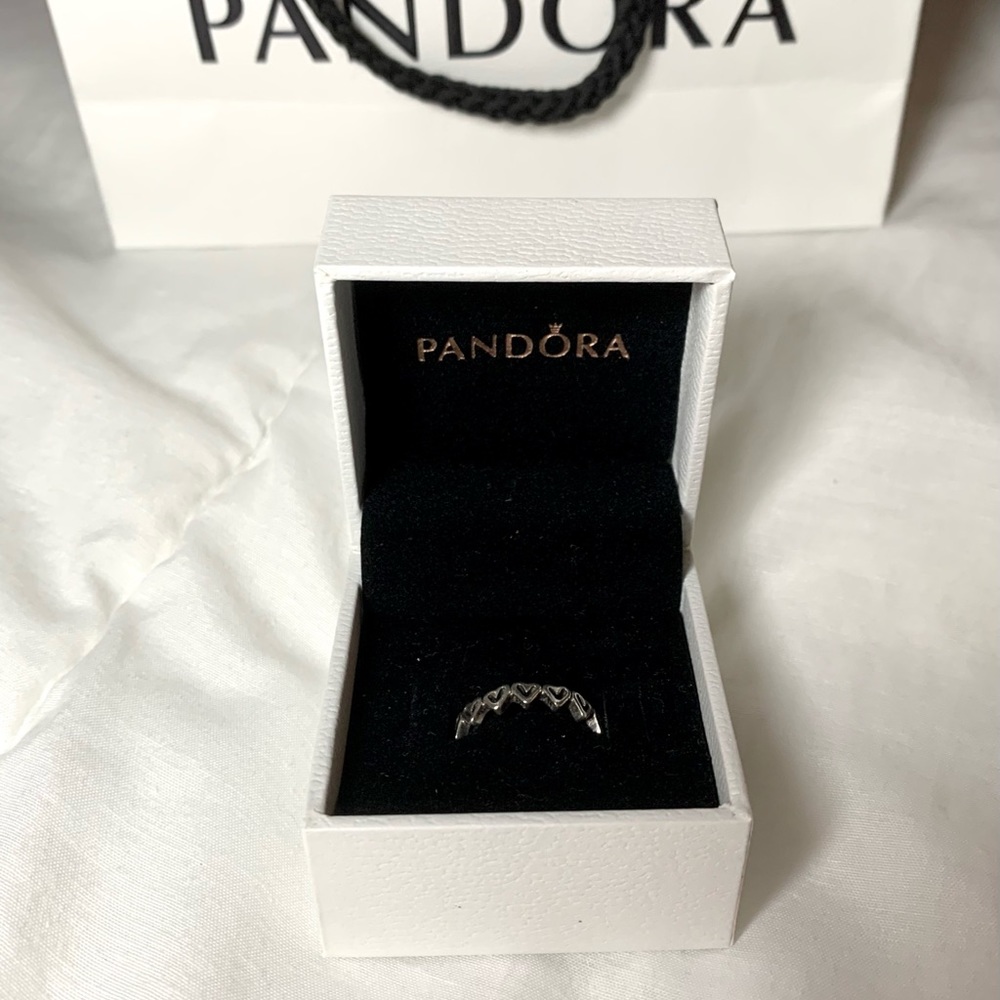 Pandora Freehand Hearts Ring